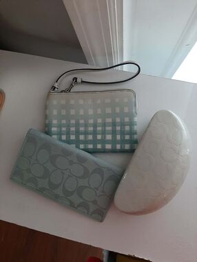COACH Gingham/Signature/Optic Logo 3 Pc Accessories Set